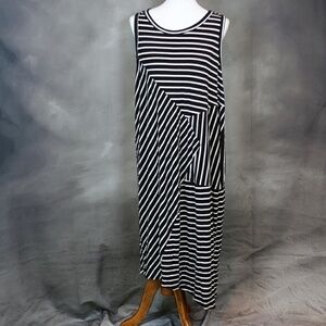 Comfy U.S.A. black & white maxi dress